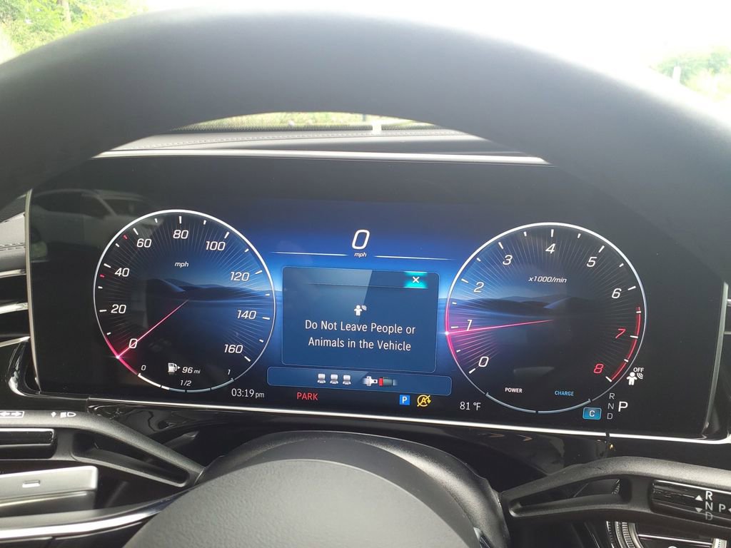 Used 2025 Mercedes-Benz E 350 Sedan image 23
