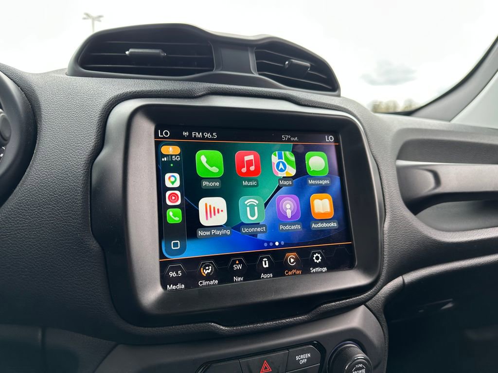 Certified 2023 Jeep Renegade Latitude AWD/4WD image 24
