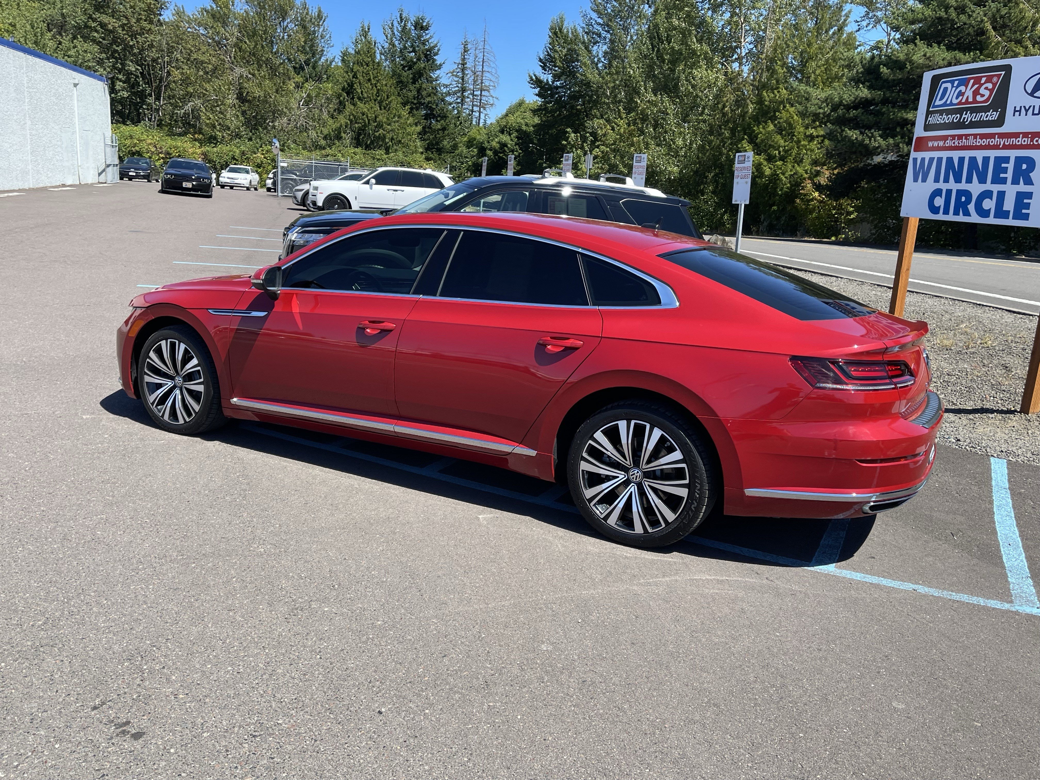 Used 2019 Volkswagen Arteon SE AWD/4WD image 3
