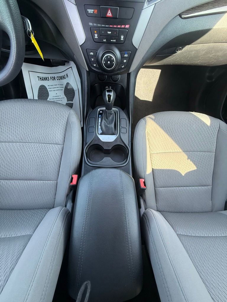 Used 2017 Hyundai Santa Fe Sport image 21