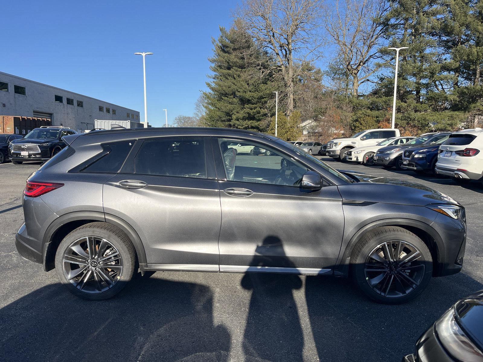 New 2025 INFINITI QX50 Sport image 2