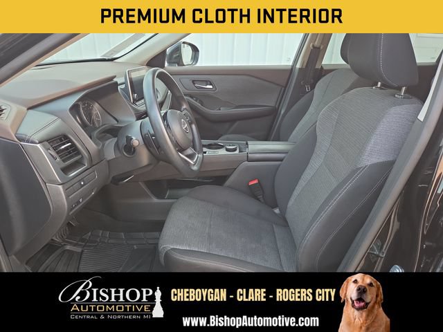 Used 2023 Nissan Rogue SV AWD/4WD image 5