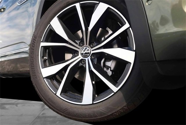 New 2026 Volkswagen Atlas SEL Premium R-Line image 3