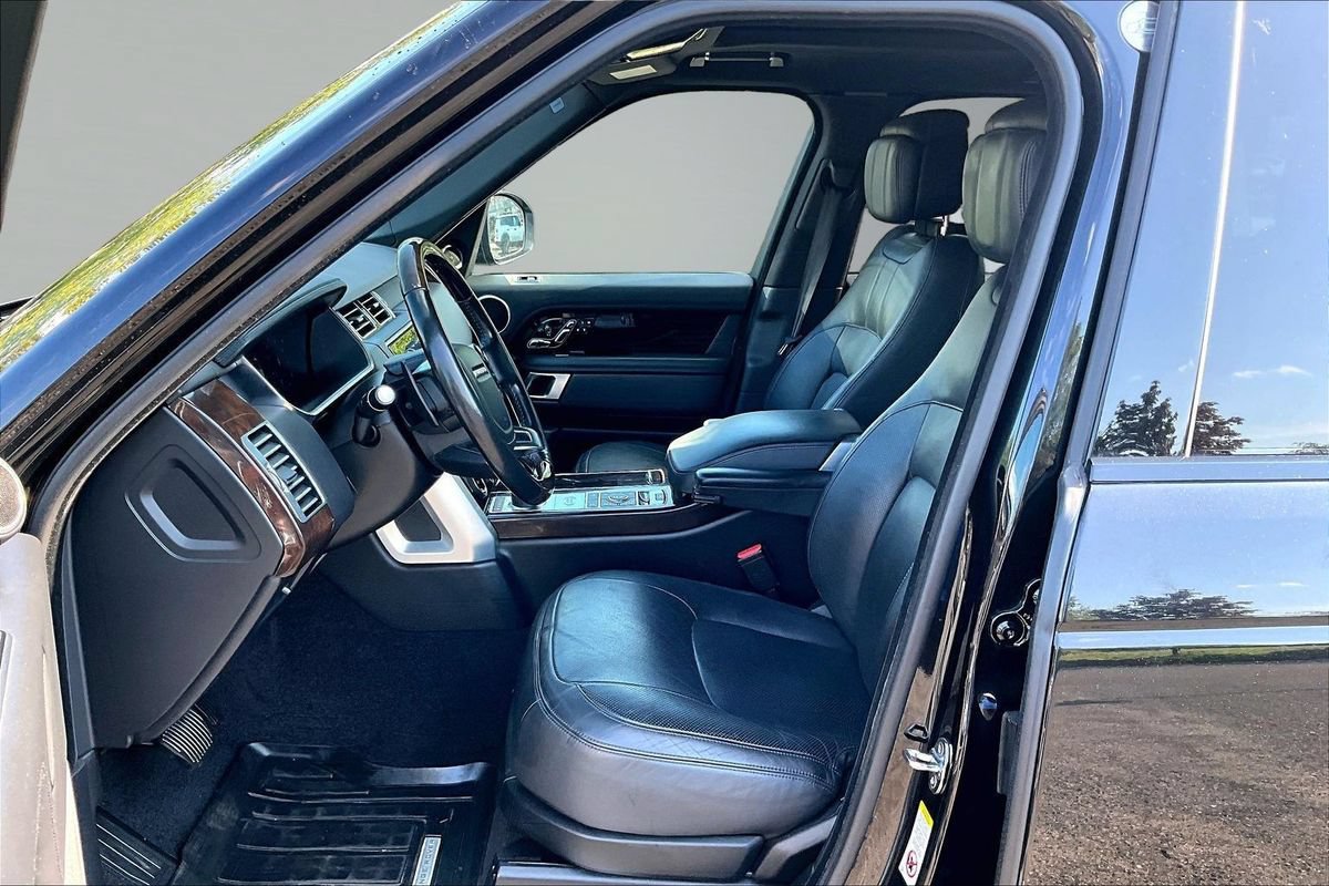 Used 2019 Land Rover Range Rover Supercharged AWD/4WD image 10