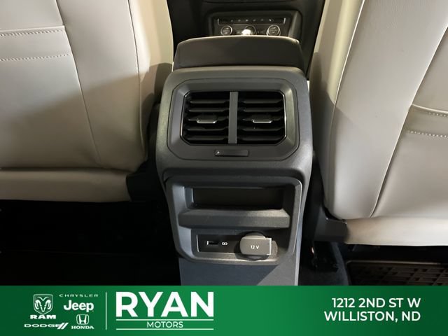Used 2019 Volkswagen Tiguan SE FWD image 34