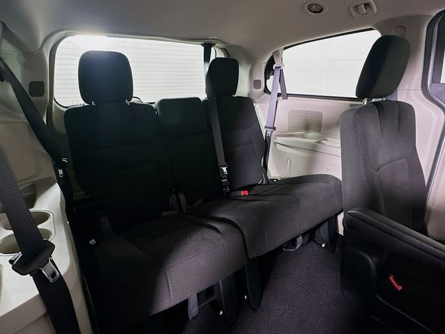 Used 2016 Dodge Grand Caravan SE w/ Quick Order Package 29E SE image 26
