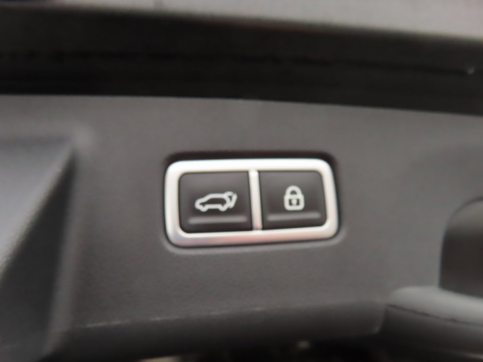 Used 2023 Kia Sorento SX image 42