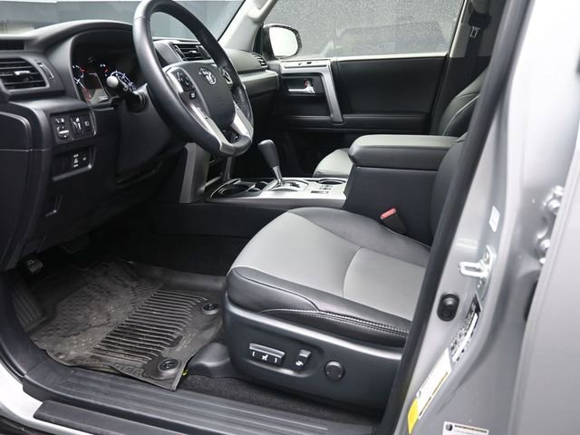 Used 2024 Toyota 4Runner SR5 Premium image 17