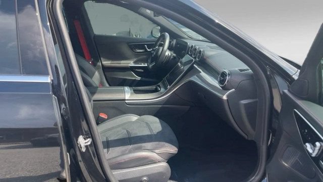 Used 2024 Mercedes-Benz C 43 AMG 4MATIC Sedan image 3