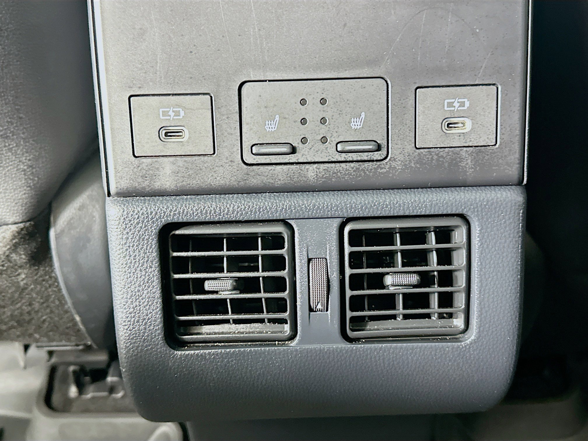Used 2024 Toyota bZ4X Limited w/ Weather Package image 28