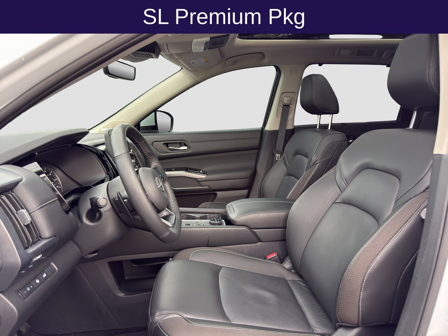 Used 2025 Nissan Pathfinder SL w/ SL Premium Package AWD/4WD image 9