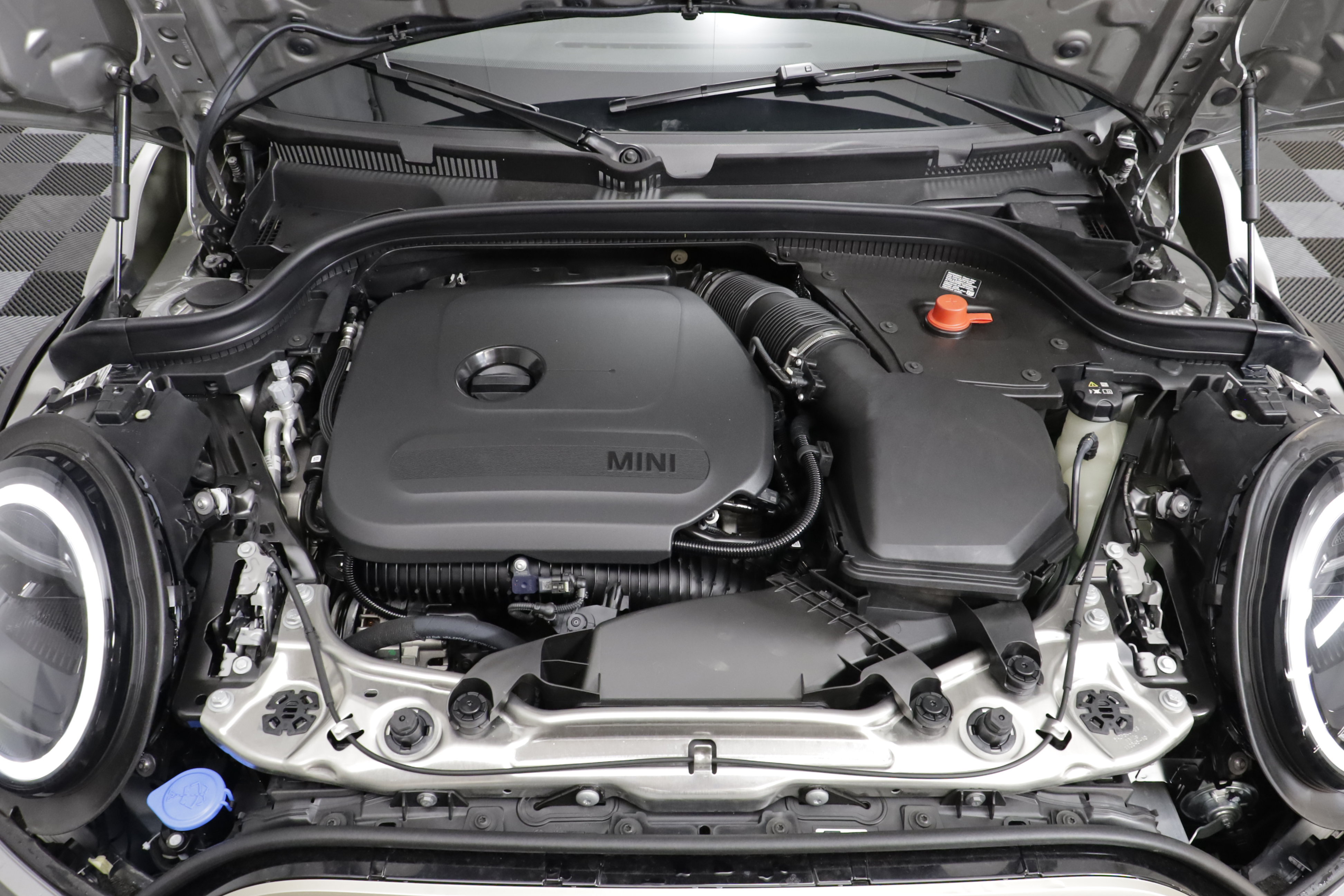 New 2027 MINI Cooper 4-Door Hardtop FWD image 30