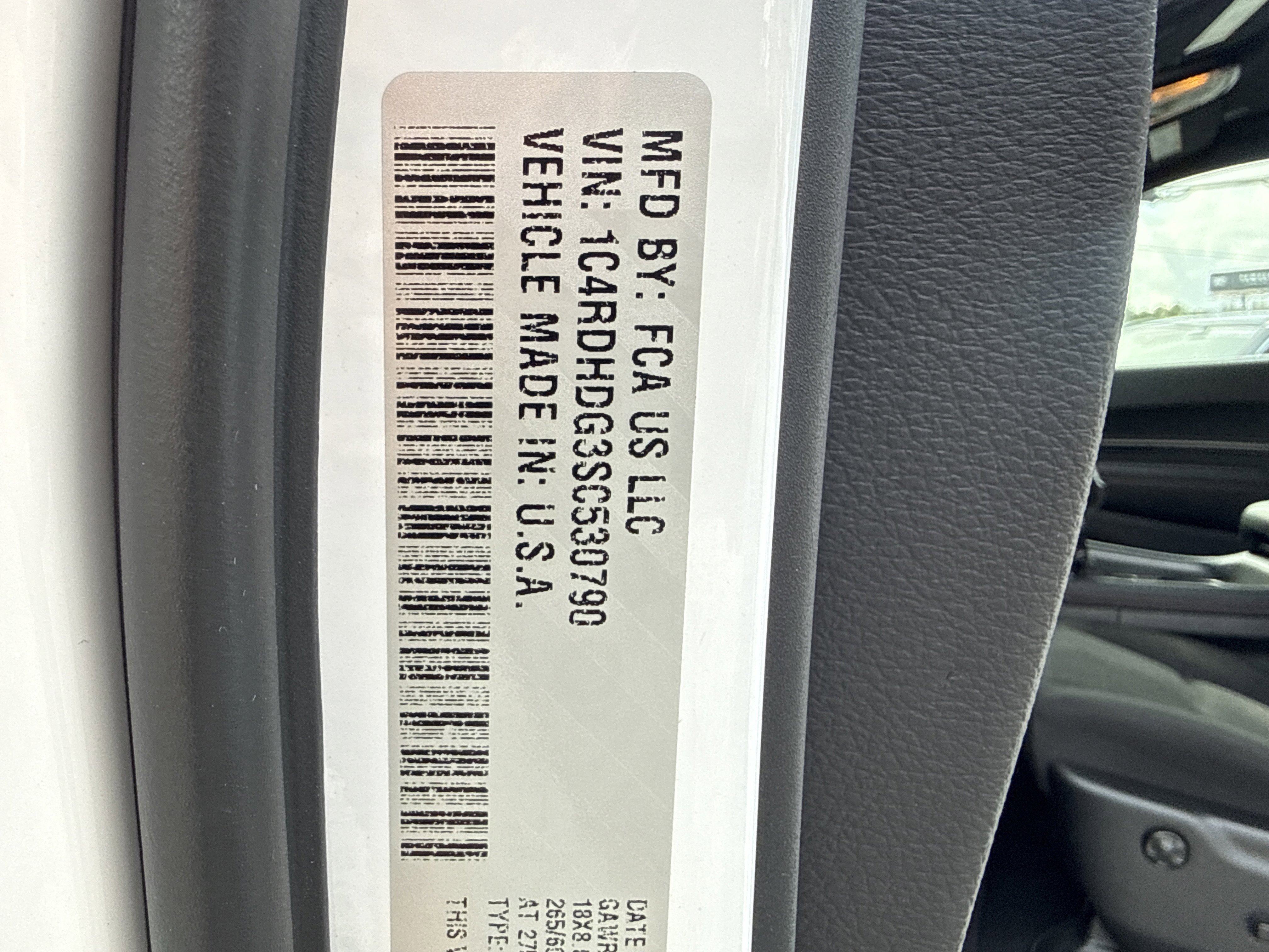 Used 2025 Dodge Durango GT image 25