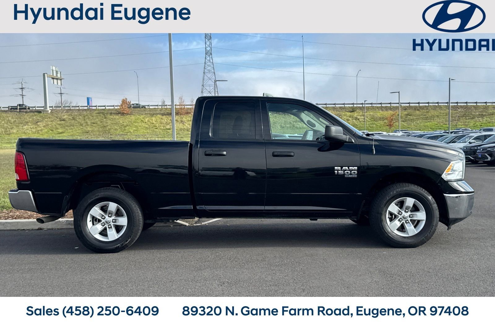Used 2024 RAM 1500 Classic SLT image 2
