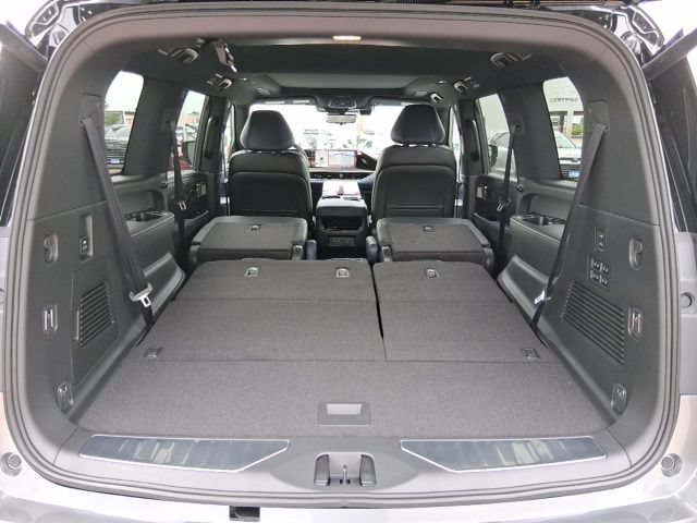 New 2026 INFINITI QX80 4WD image 6