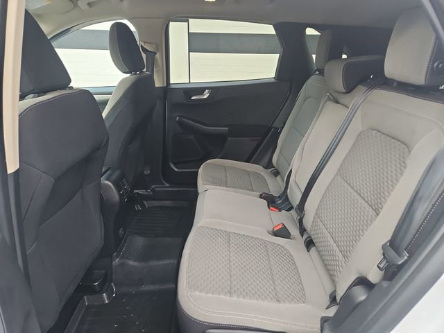 Used 2020 Ford Escape SE image 24