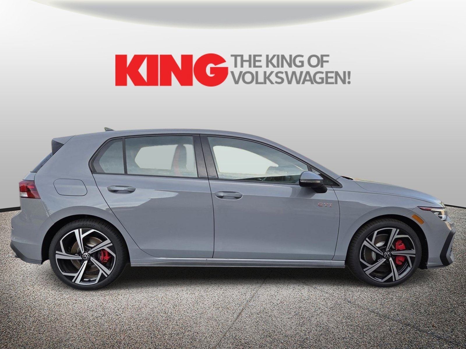 New 2026 Volkswagen GTI SE FWD image 2