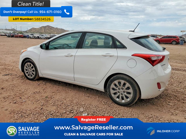 Used 2017 Hyundai Elantra GT FWD image 3