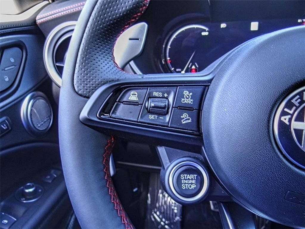 New 2024 Alfa Romeo Stelvio Ti image 9