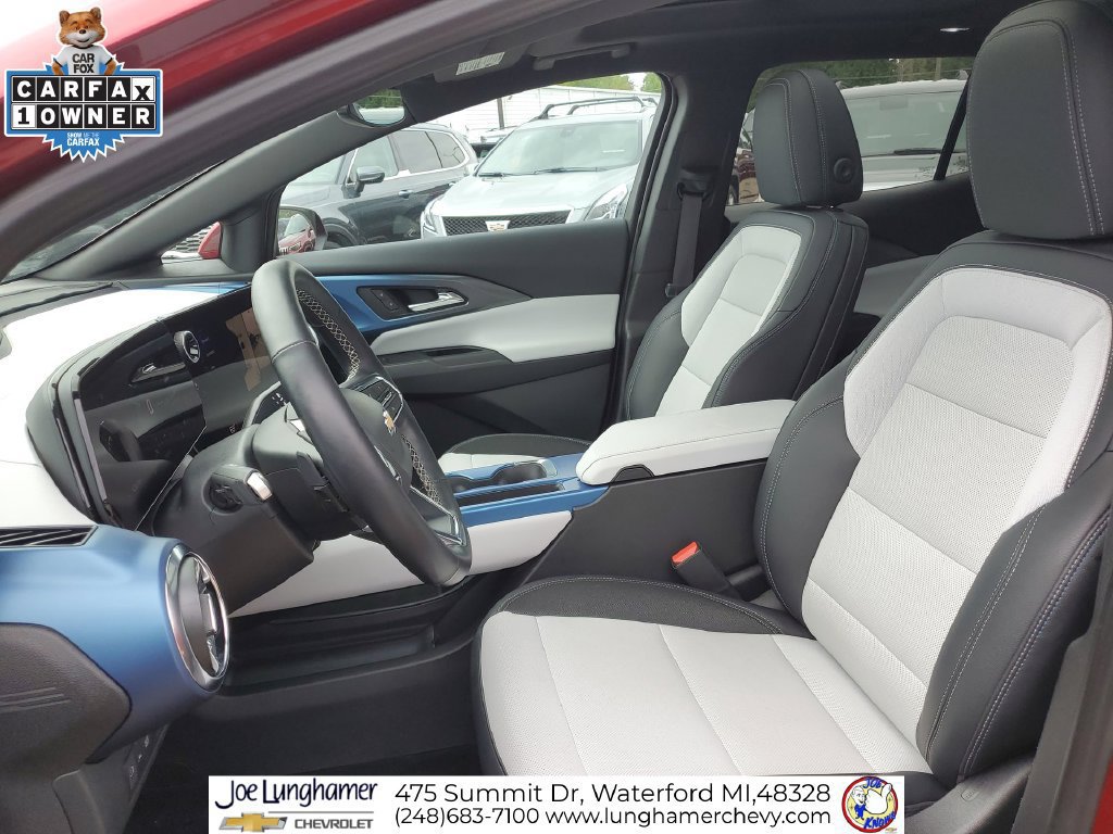Used 2025 Chevrolet Equinox EV LT w/ Convenience Package FWD image 20