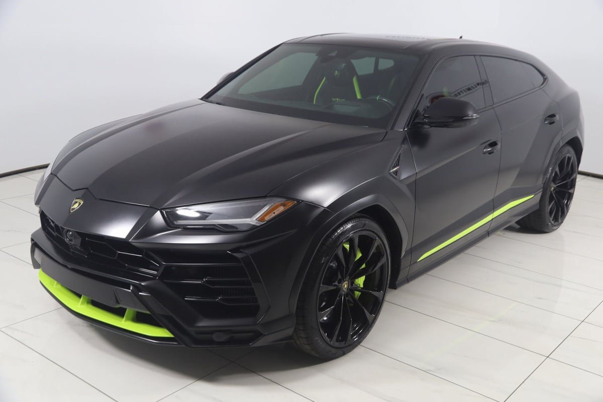 Used 2022 Lamborghini Urus AWD/4WD image 36