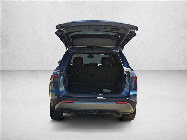 Used 2025 Chevrolet Equinox LT FWD image 8