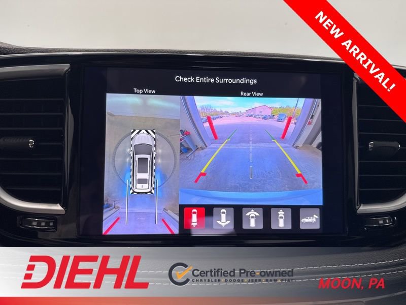 Used 2026 Chrysler Pacifica Limited w/ S Appearance Package image 38