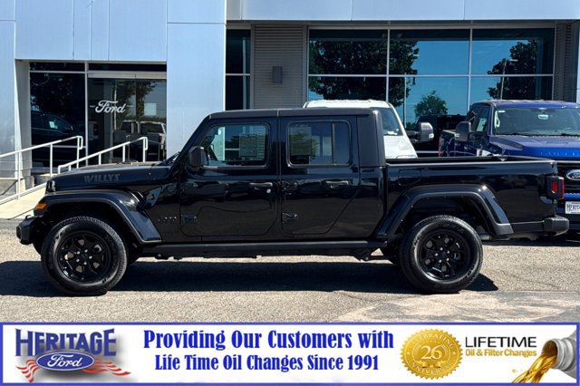 Used 2022 Jeep Gladiator Sport AWD/4WD image 7