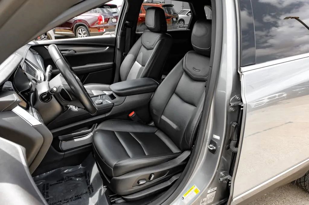 Used 2023 Cadillac XT5 Luxury FWD image 41