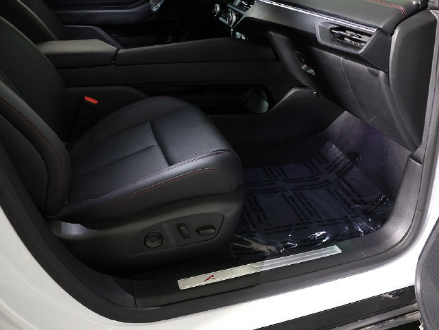 Certified 2024 Acura ZDX A-Spec AWD/4WD image 38
