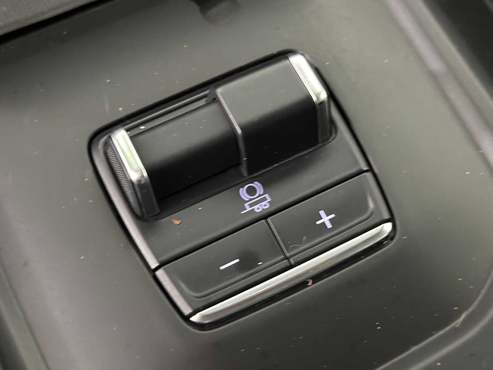 Certified 2024 GMC Sierra 2500 Denali image 29