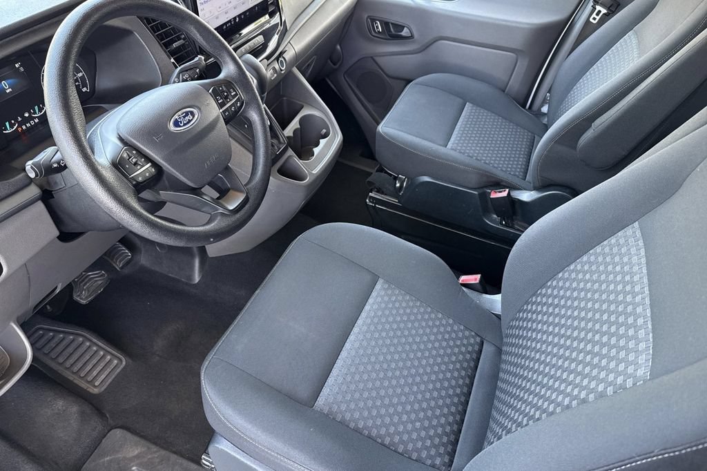 Used 2023 Ford Transit 350 XLT RWD image 5