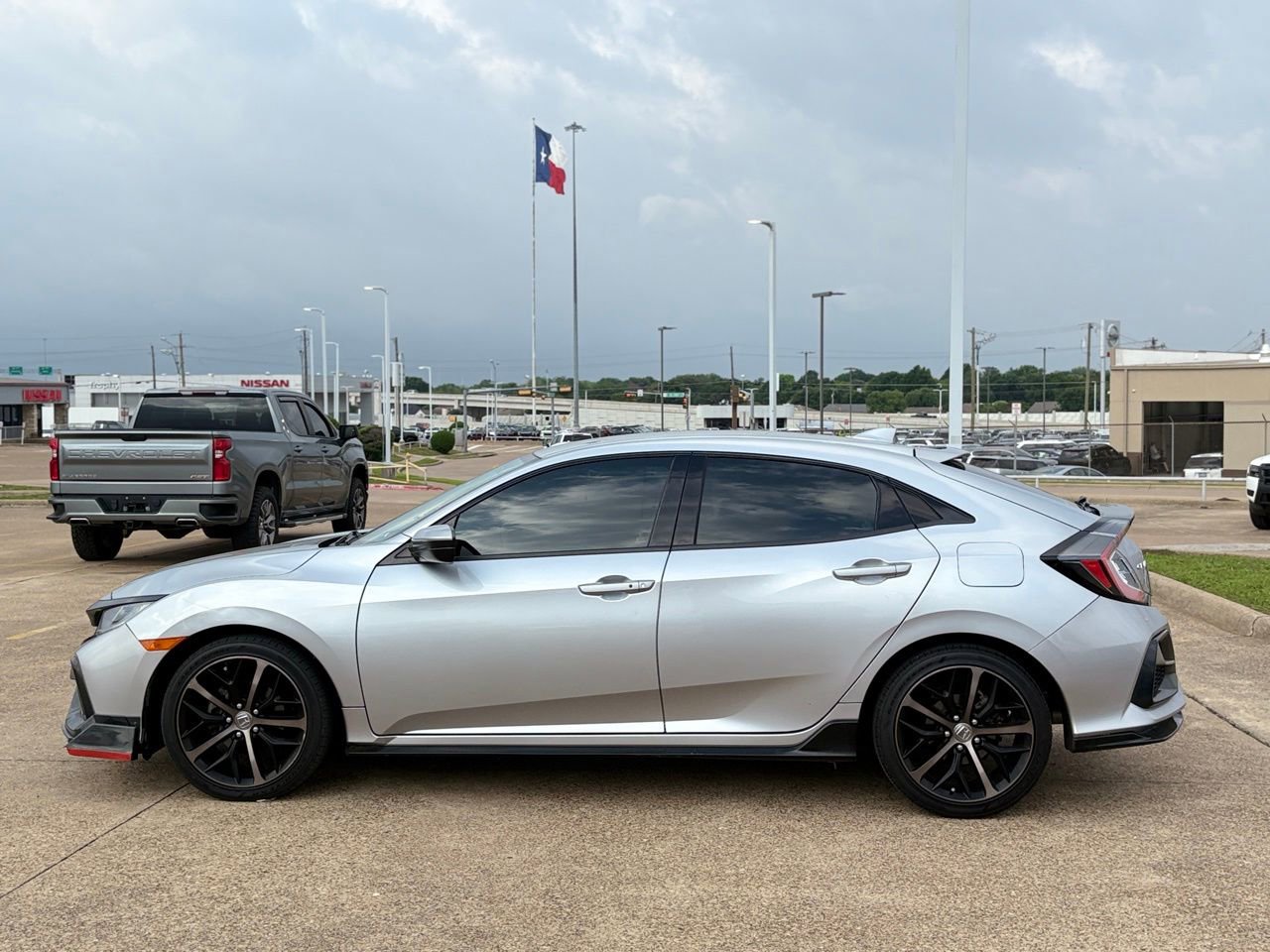 Used 2021 Honda Civic Sport image 1