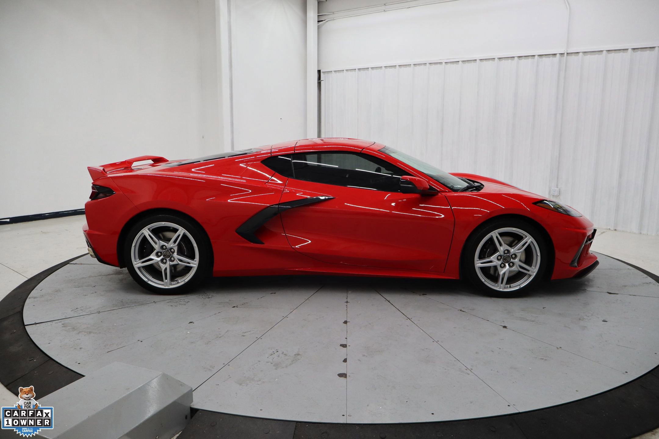 Used 2023 Chevrolet Corvette Stingray Coupe w/ Z51 Performance Package image 2