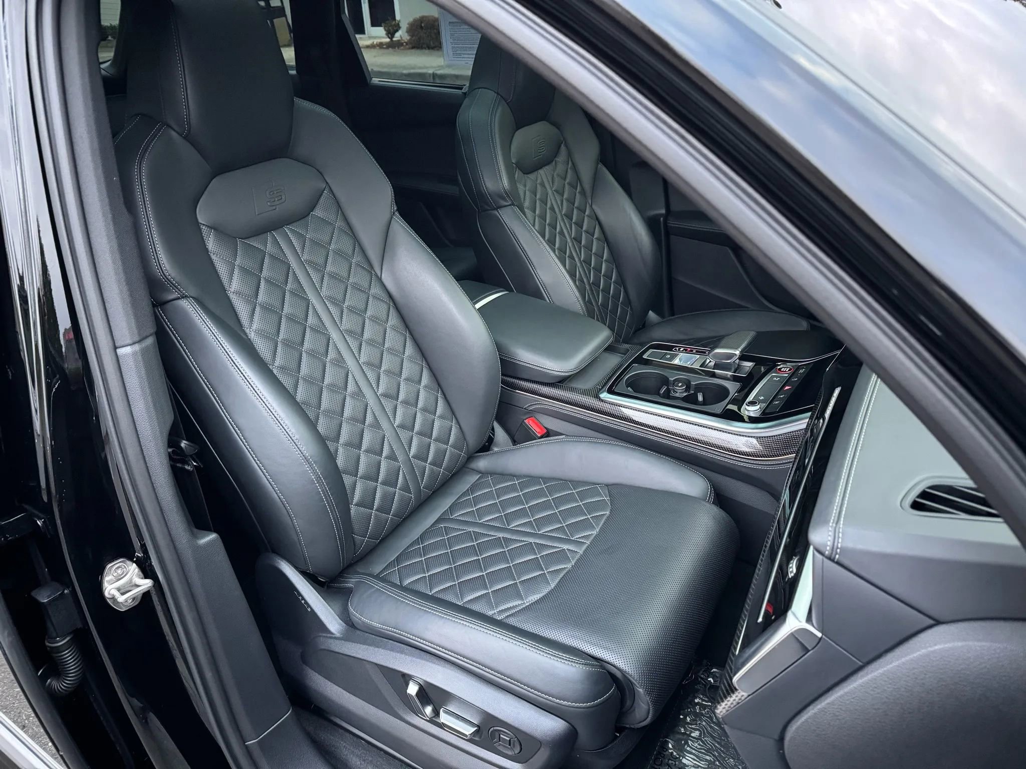 Used 2021 Audi SQ7 Premium Plus image 24