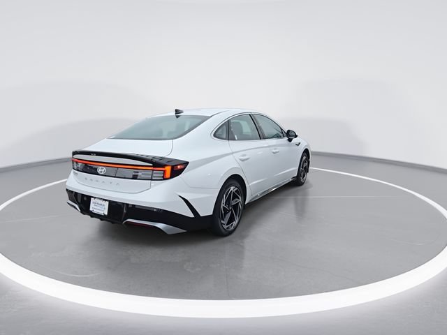 New 2026 Hyundai Sonata SEL FWD image 8