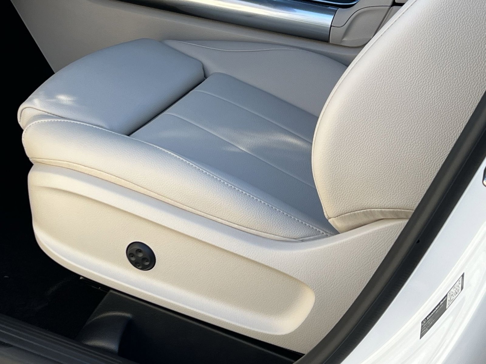 New 2026 Mercedes-Benz GLA 250 GLA 250 image 12