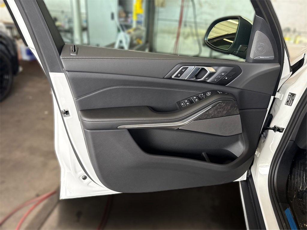 New 2026 BMW X5 xDrive40i image 26