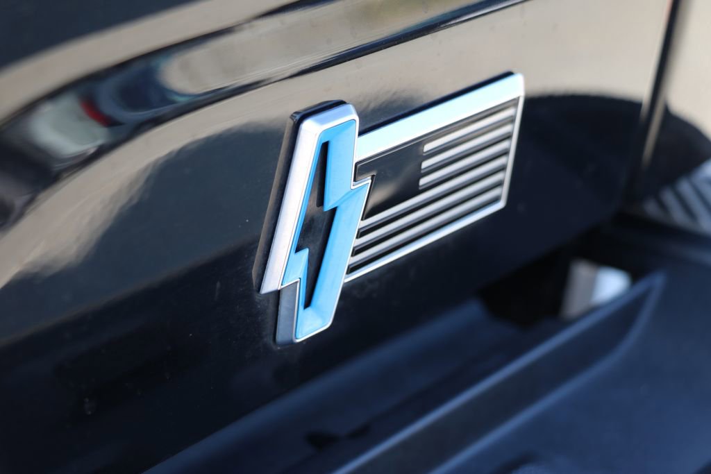 Used 2023 Ford F150 Lightning Platinum image 26