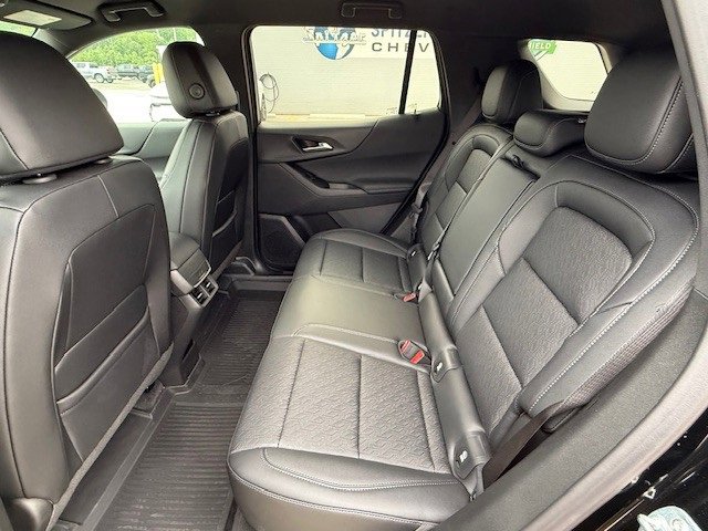 New 2026 Chevrolet Equinox LT w/ Convenience Package II image 15