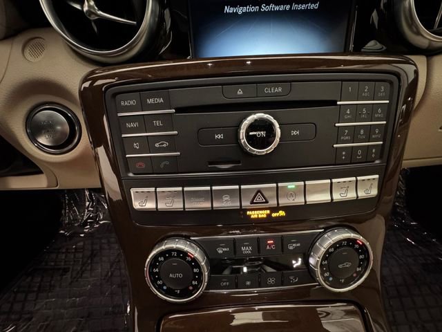 Used 2020 Mercedes-Benz SLC 300 image 12