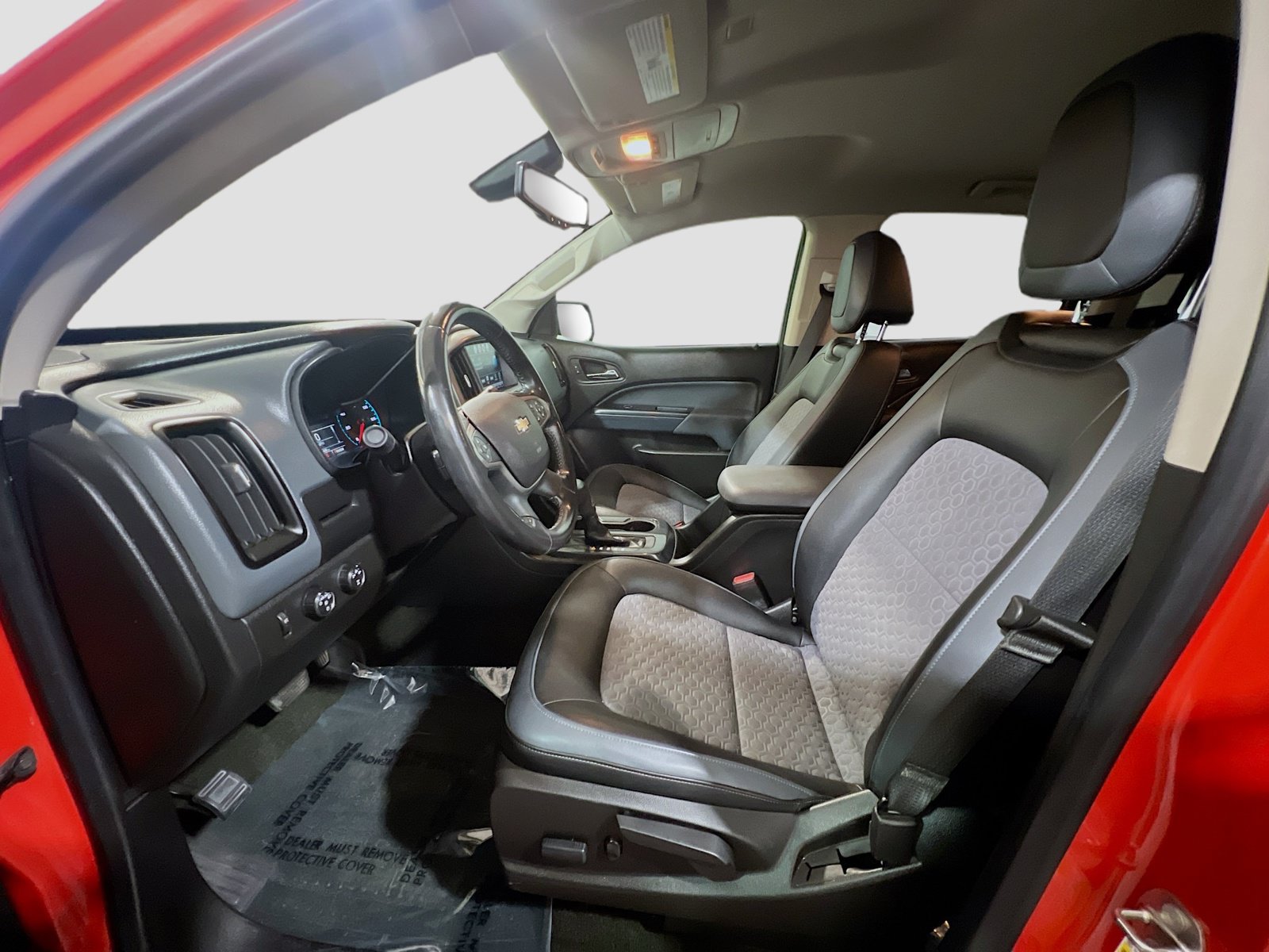 Used 2016 Chevrolet Colorado Z71 AWD/4WD image 14