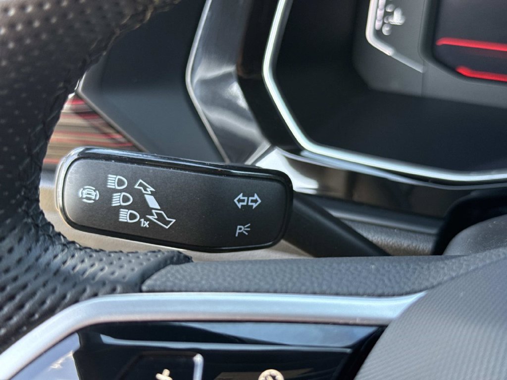Used 2024 Volkswagen Jetta GLI Autobahn FWD image 40