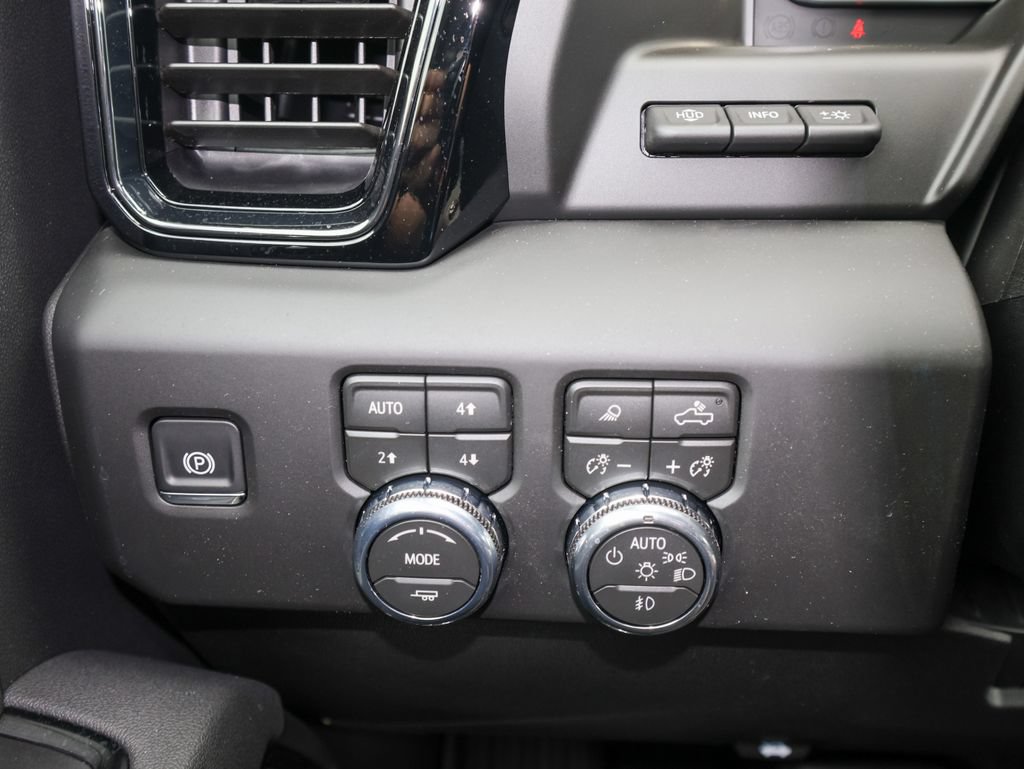 New 2026 GMC Sierra 2500 AT4 w/ AT4 Premium Plus Package AWD/4WD image 29