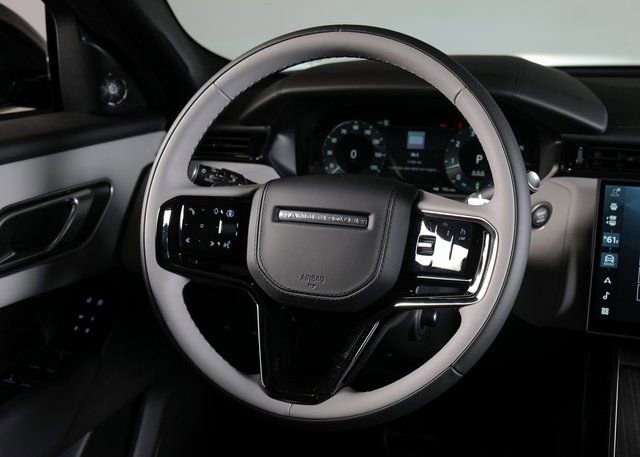 New 2026 Land Rover Range Rover Velar Dynamic SE image 13