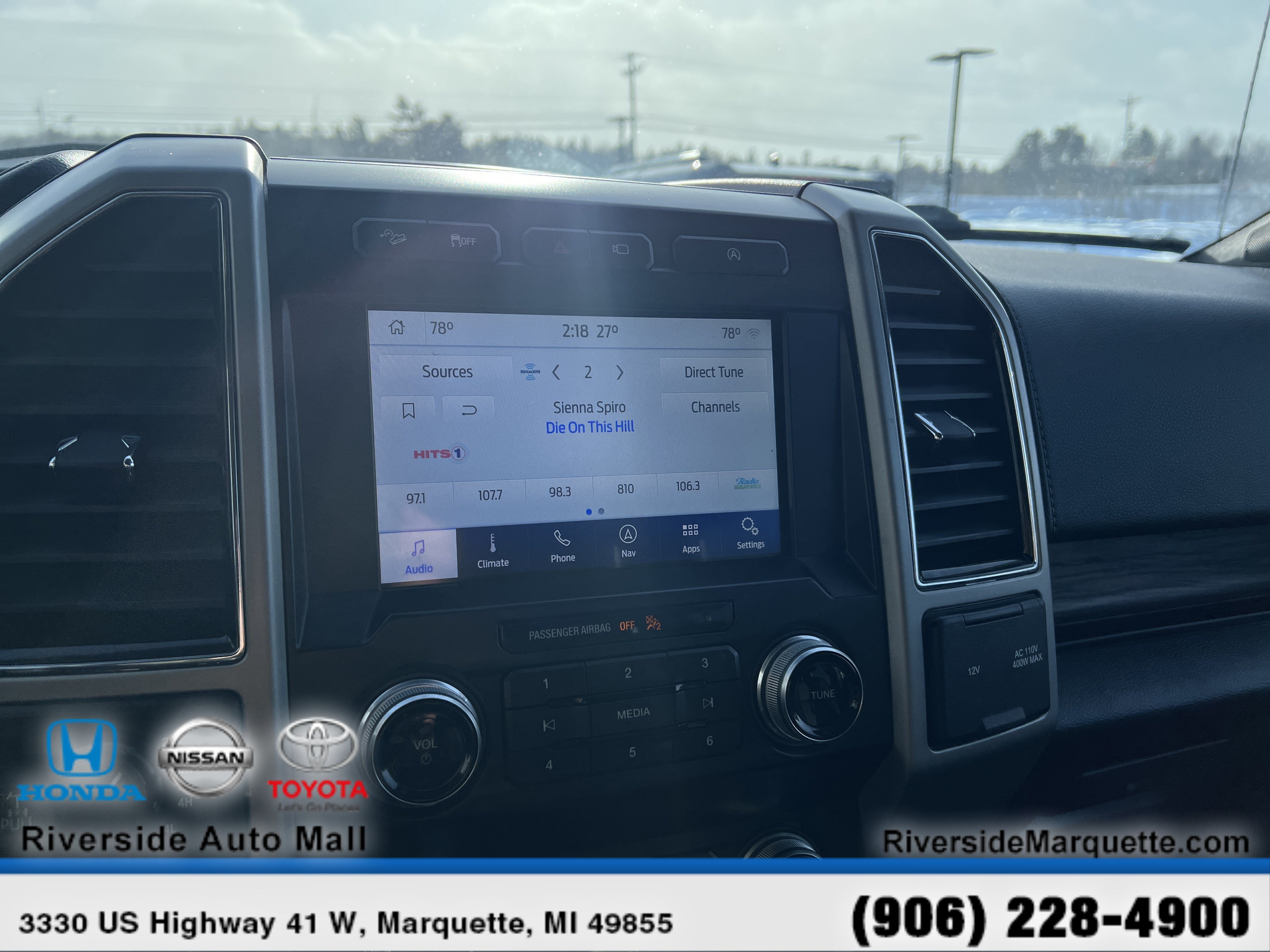 Used 2020 Ford F150 Lariat w/ Equipment Group 502A Luxury AWD/4WD image 17