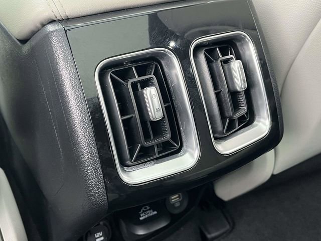 Used 2024 Kia Sorento SX Prestige image 22