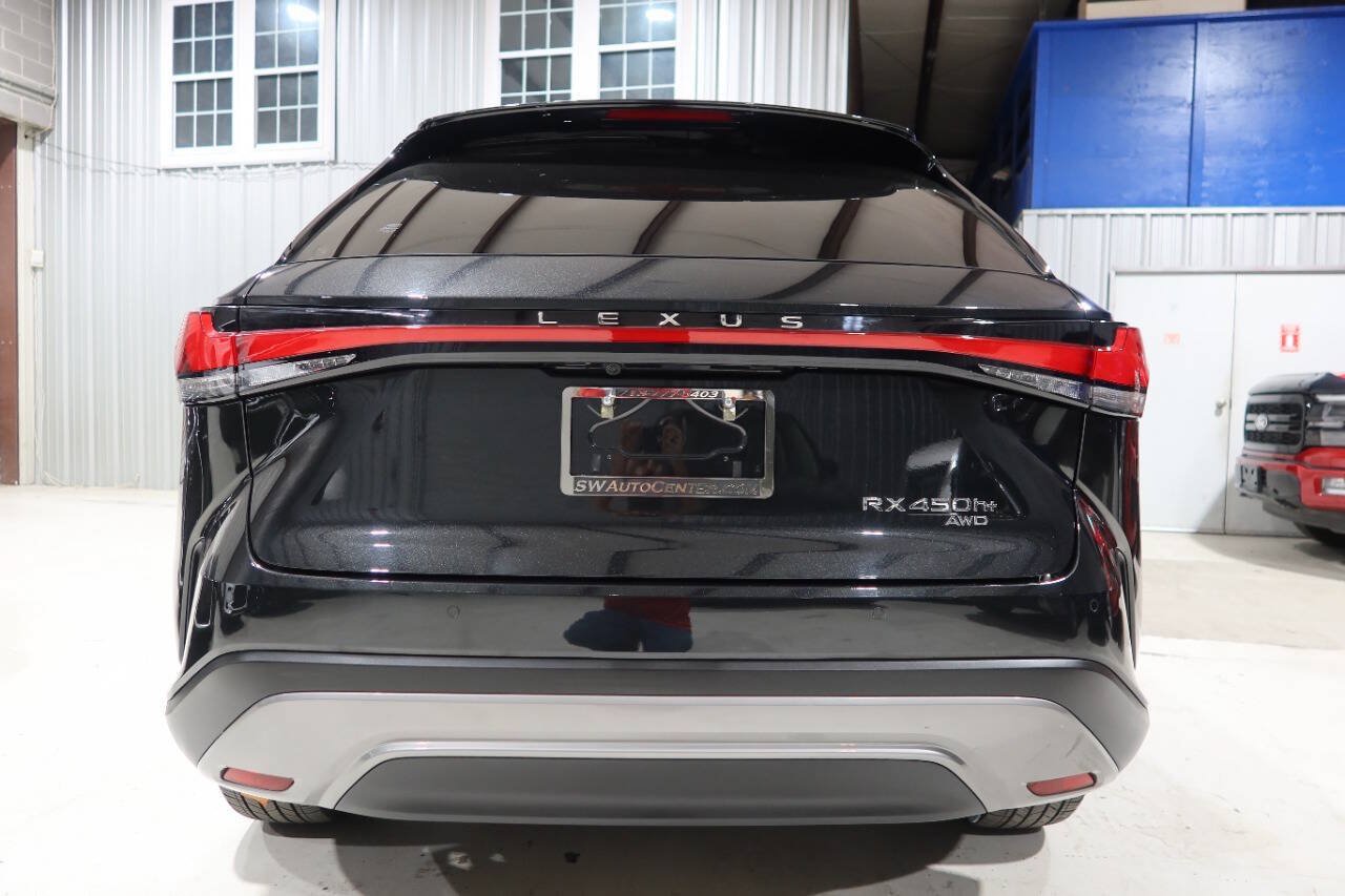 Used 2024 Lexus RX 450h AWD w/ Convenience Package image 4