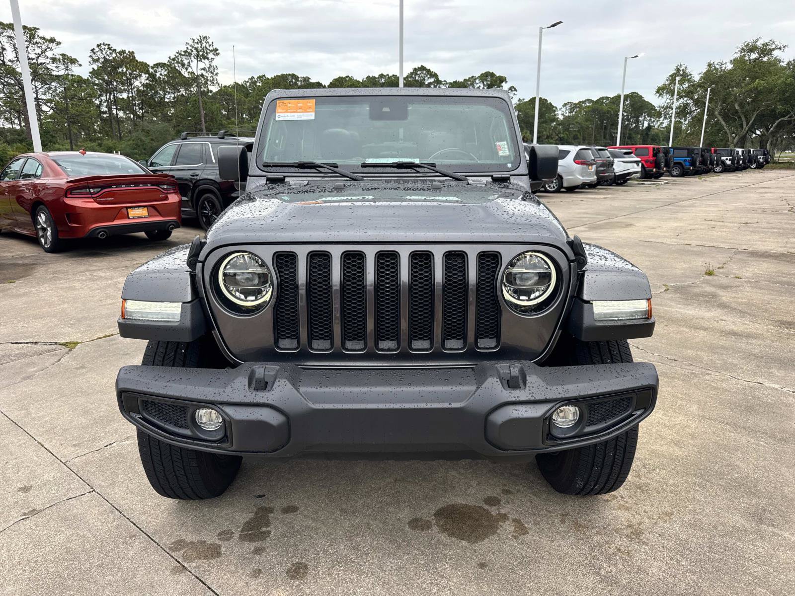 Used 2022 Jeep Wrangler Unlimited Sahara AWD/4WD image 8