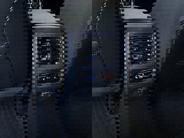 Used 2023 Volkswagen Golf 20th Anniversary Edition image 25